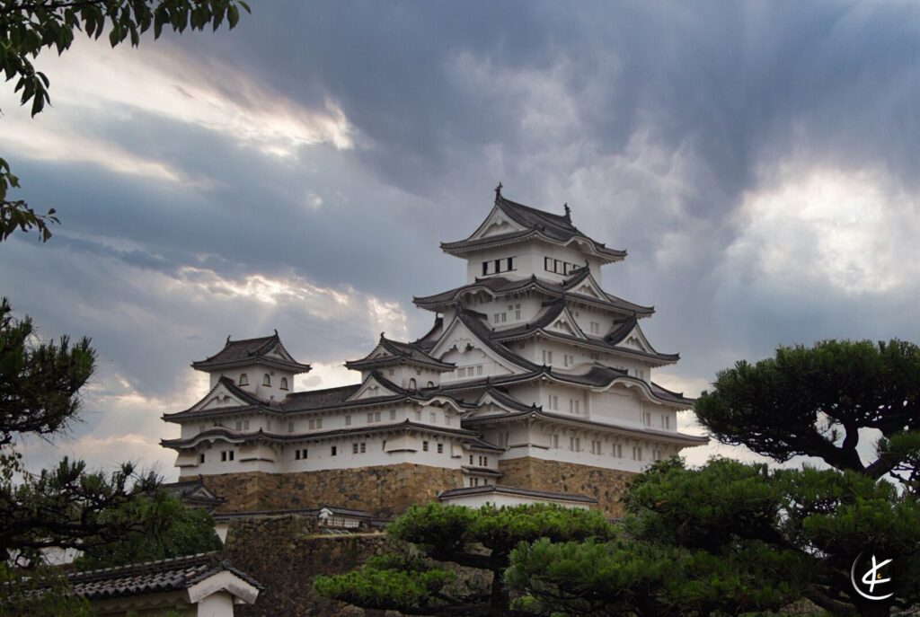 Frontalansicht vom Schloss Himeji